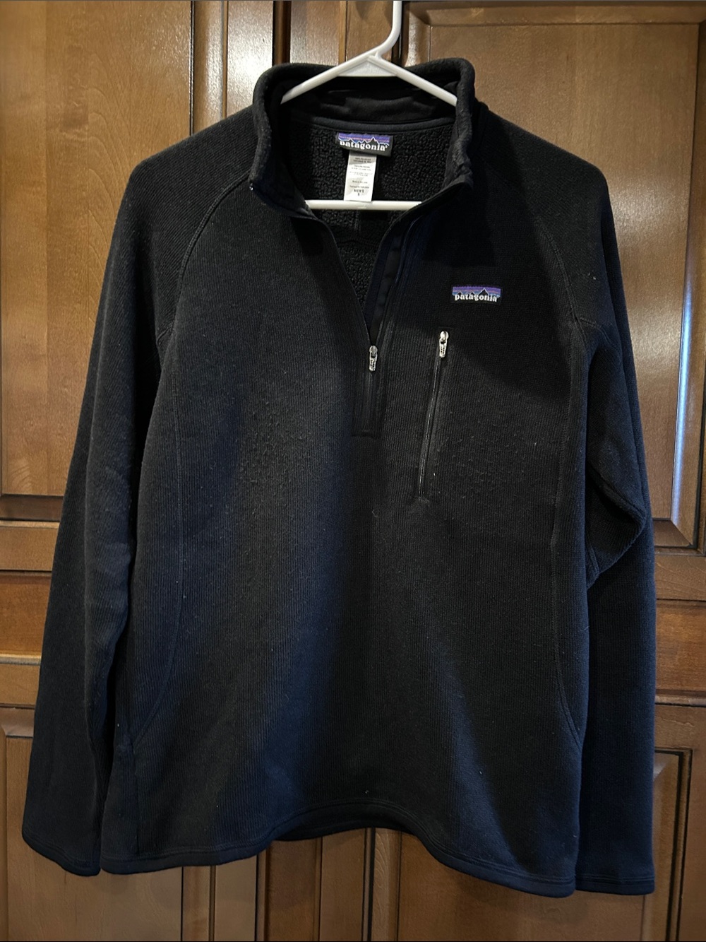 Patagonia Men’s Black Half-Zip Fleece Pullover